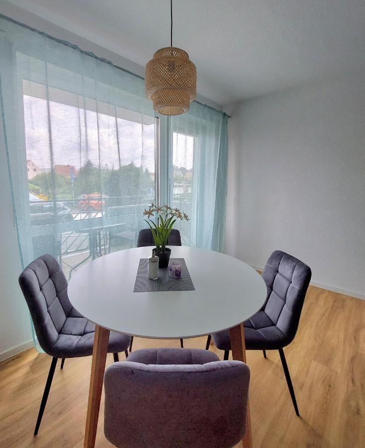 Moderne Wohnung Mit Vollausstattung In Ruhiger Lage, W-Lan Grossrohrsdorf Exteriér fotografie